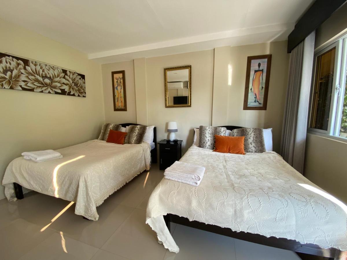 Casa Cecilia Hotel Bantay Bagian luar foto