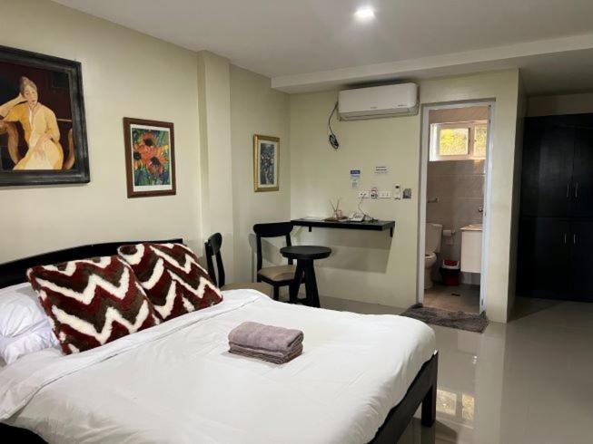 Casa Cecilia Hotel Bantay Bagian luar foto